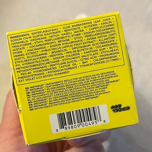 Glamglow Instamud 60 second pore refining treatment face mask - Picture 10 of 12